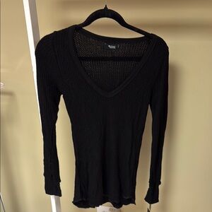 Michael Lauren black waffle style v neck sweater new with tags size S
